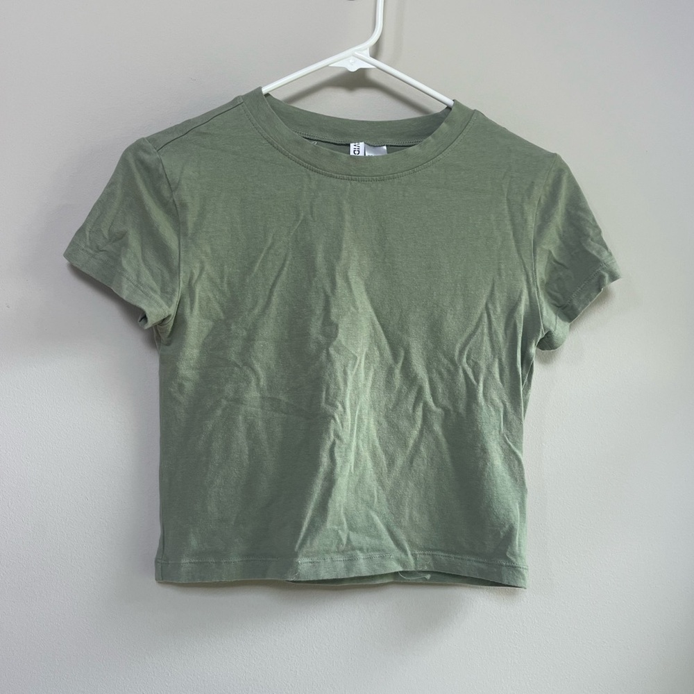 H&M DIVIDED Olive Green Basic Crop Tee Medium (M)